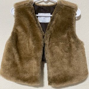 Old Navy Faux Fur Vest 4T